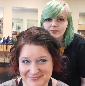 Meet your Posher, Carolyn